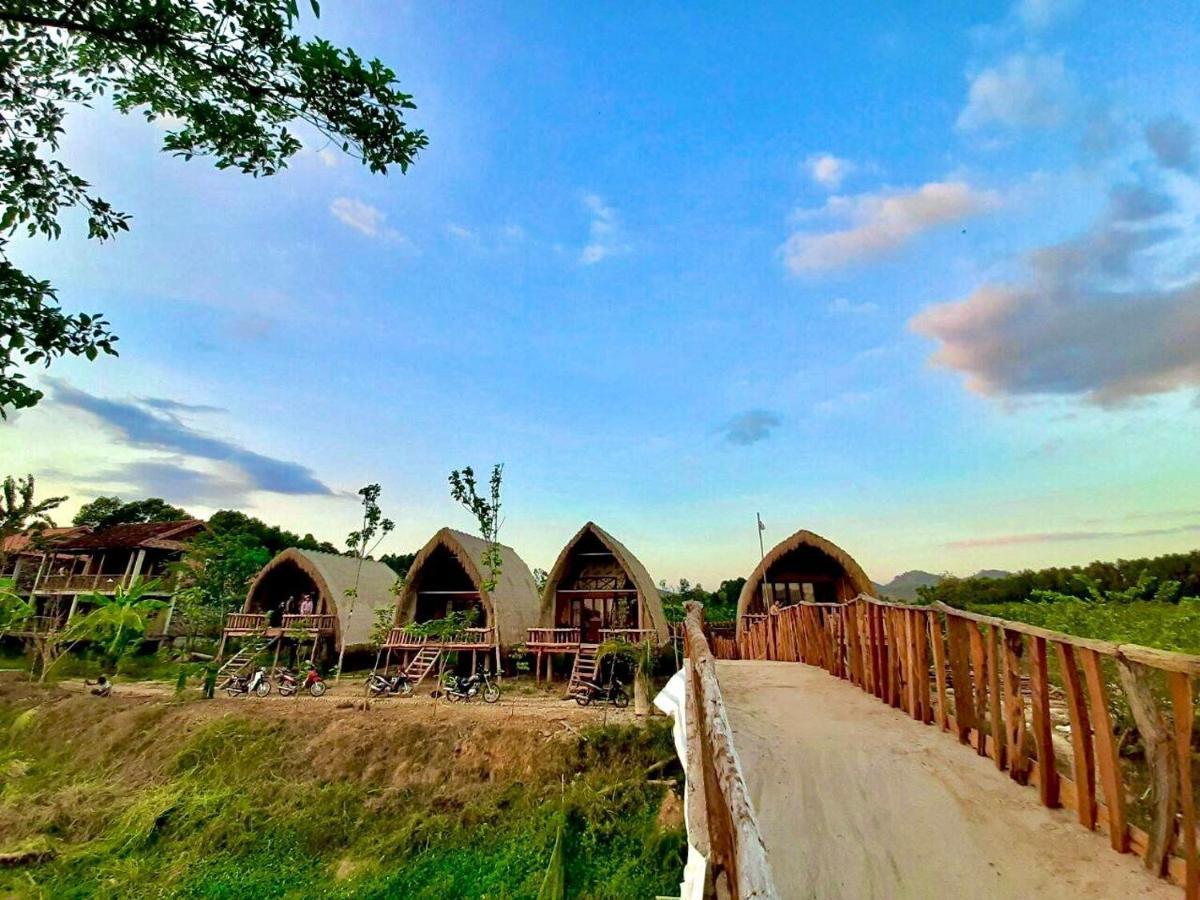 Rice Straw Green Lodge- Resort Quan Tom Eksteriør billede
