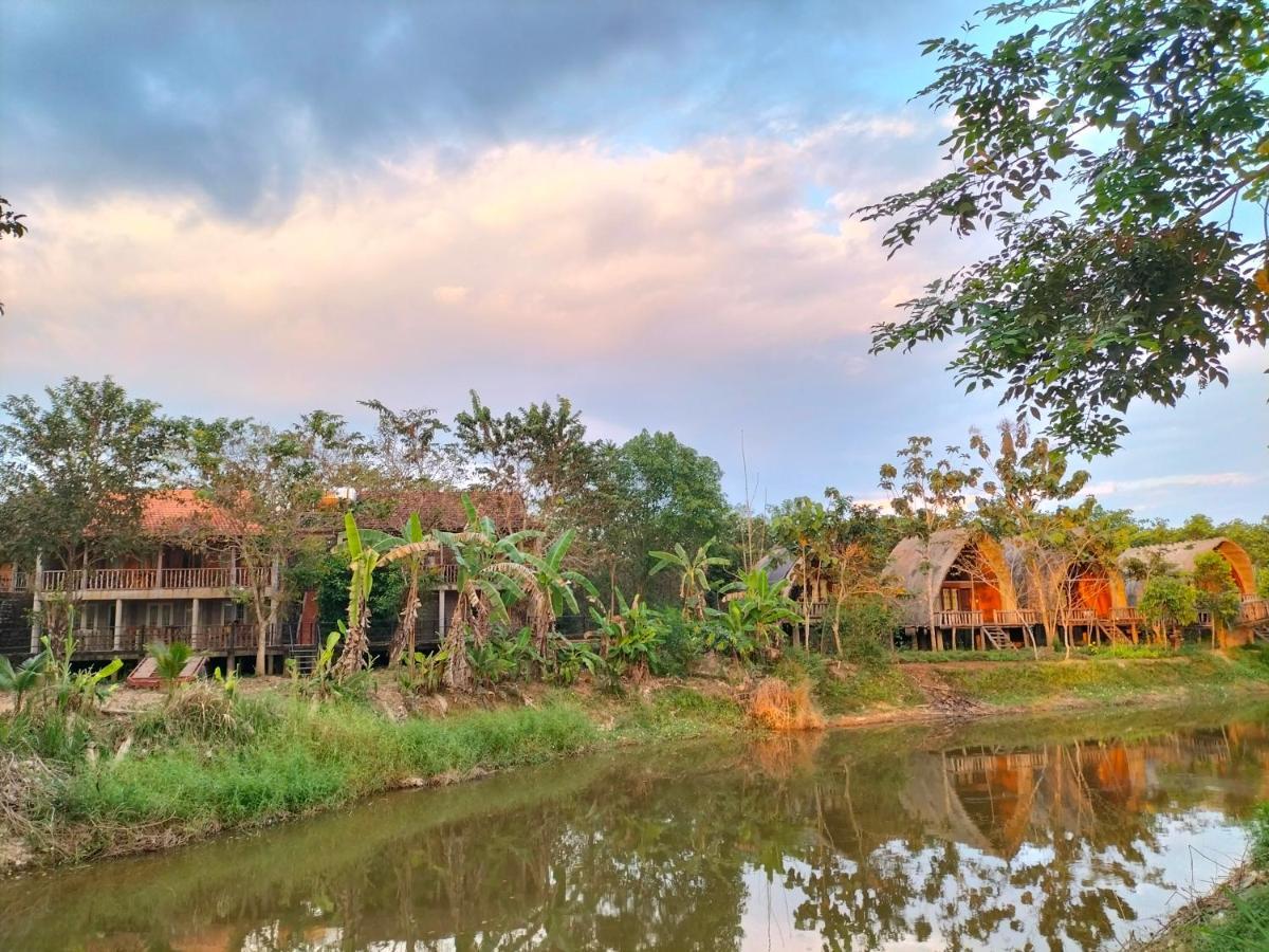 Rice Straw Green Lodge- Resort Quan Tom Eksteriør billede