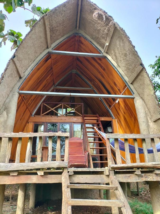 Rice Straw Green Lodge- Resort Quan Tom Eksteriør billede